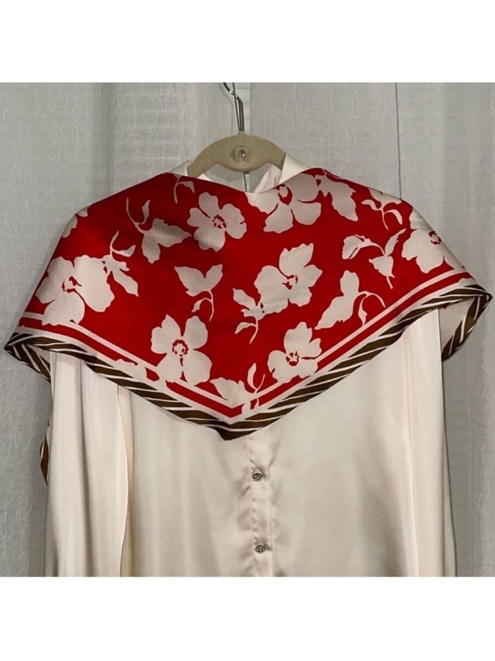 Ann Taylor Medium Ivory Bloody Orange Brown White Floral Scarf